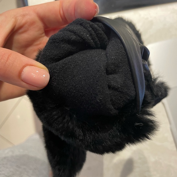 NWT. WANT Less Essentiels. Real fur and leather mittens. - Picture 4 of 4
